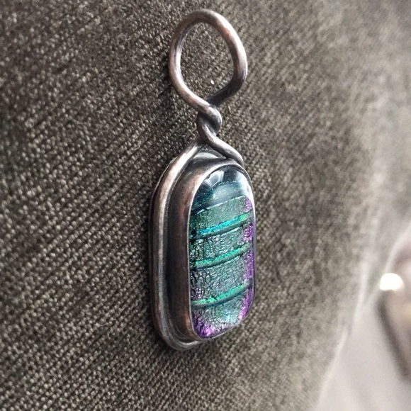 Pendant - Picture 3 of 3